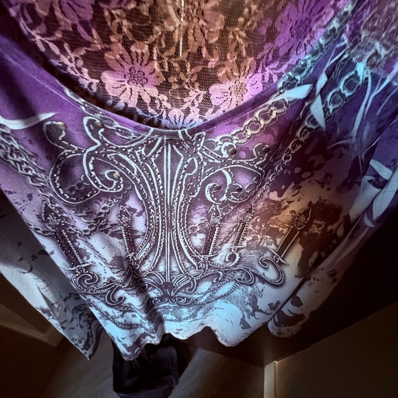 Purple and White Lace Top - Picture 1 of 4